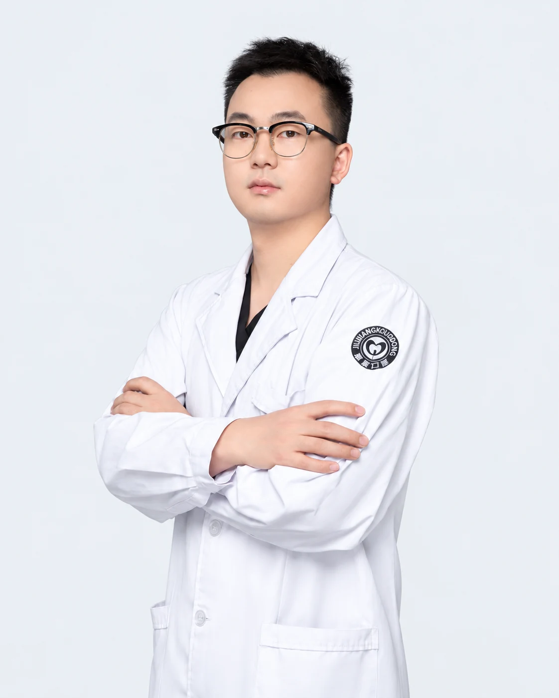 蔡少雄执业医师形象照